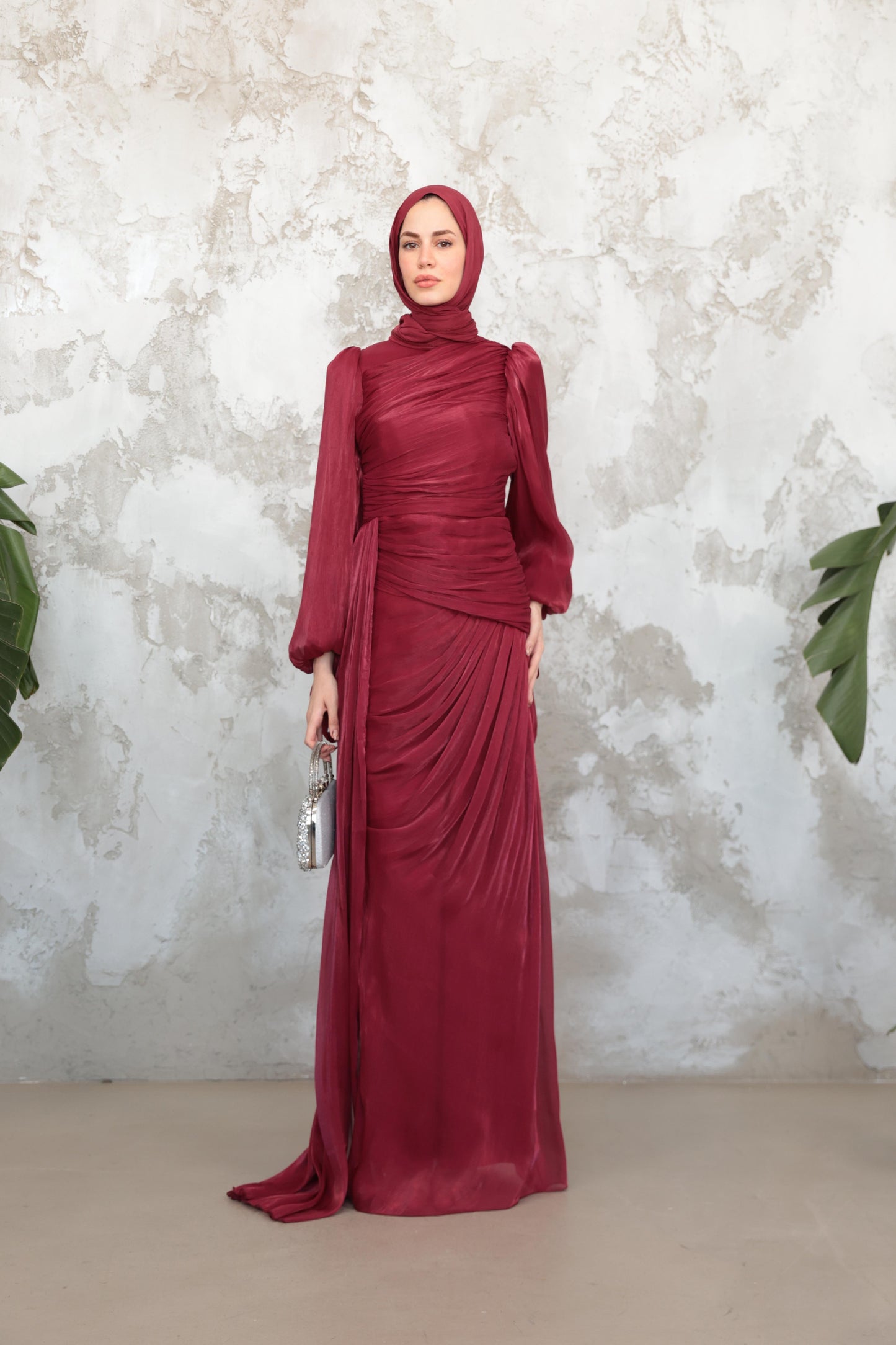 Ruched Shimmer Evening Abaya – Burgundy