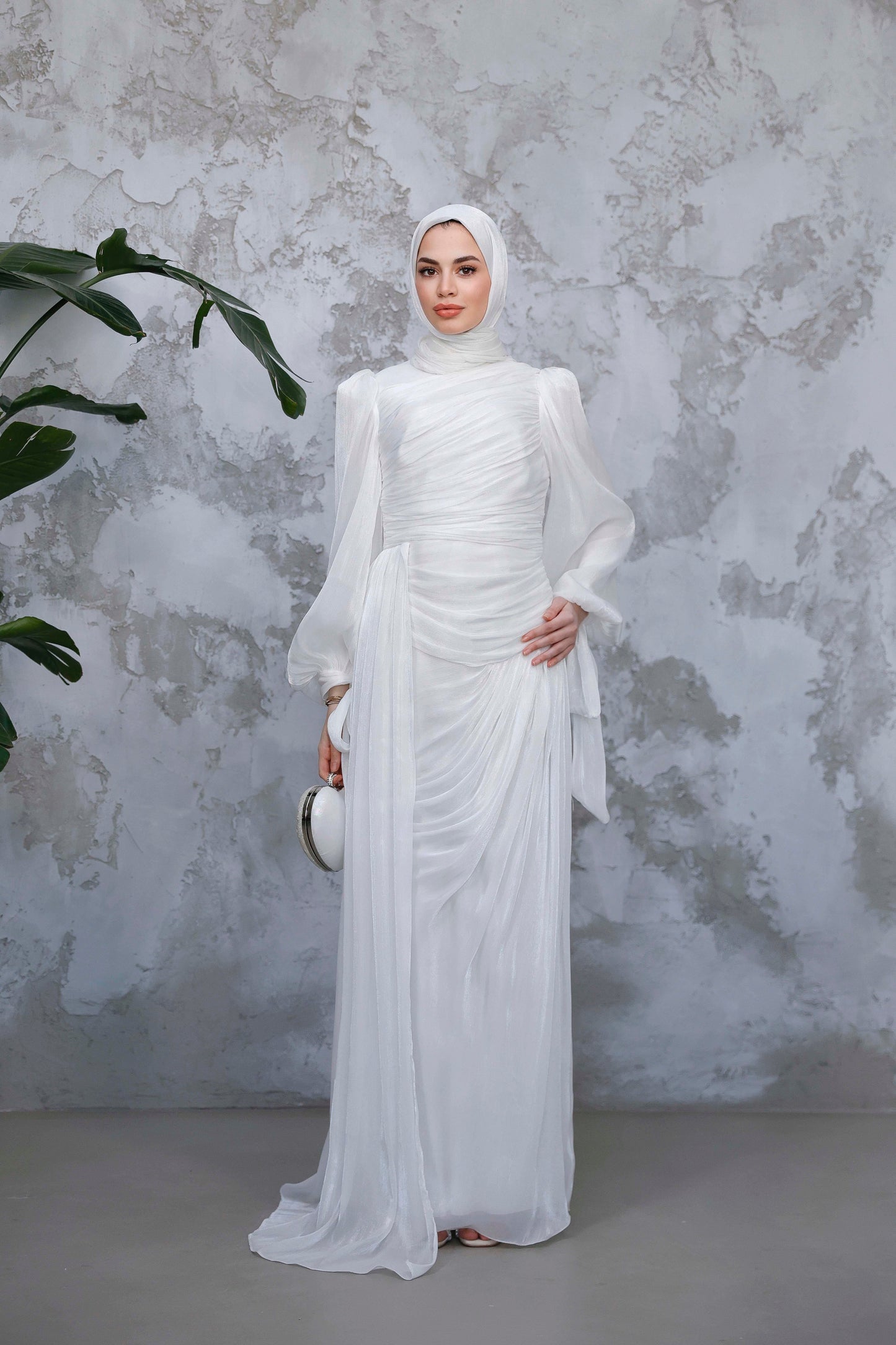 Ruched Shimmer Evening Abaya – White