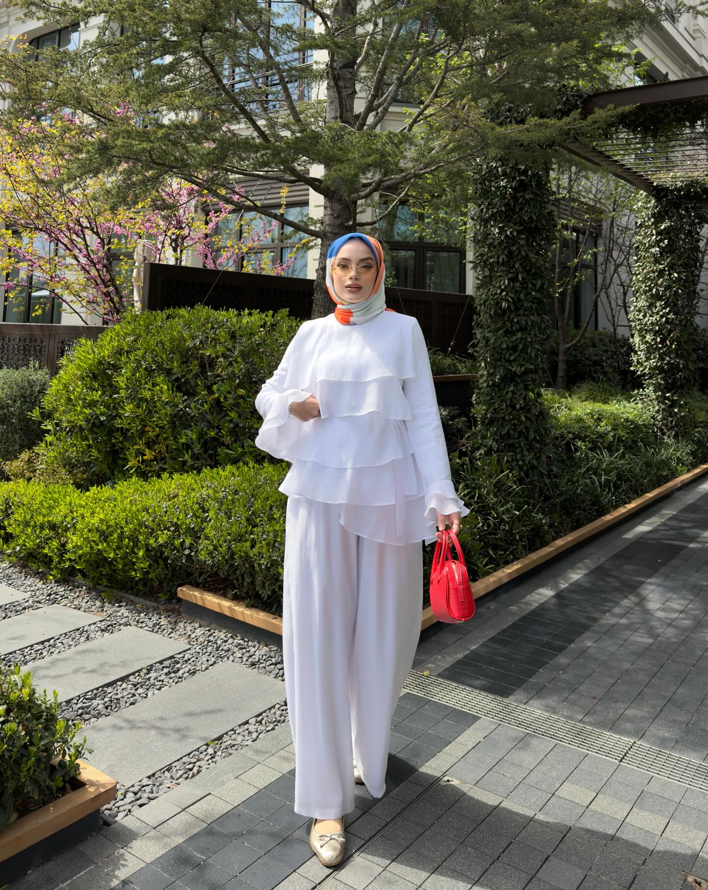 White Ruffle Blouse & Wide-Leg Pant Set | Zerin Wear